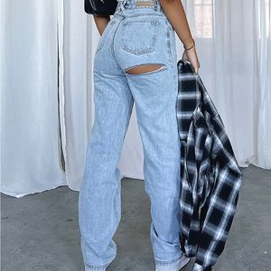 Butt rip jeans